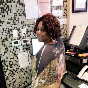 Meet your Posher, Maria